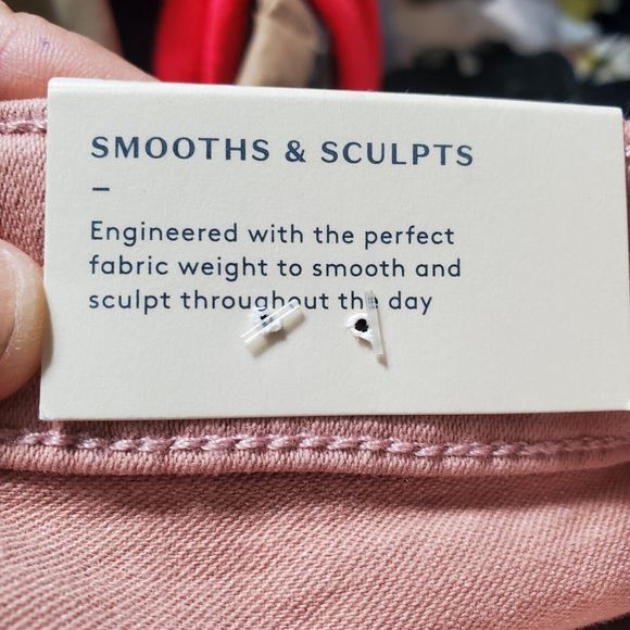 Universal Thread HIGH-RISE MIDI SHORTS Size 2/26 NWT - Picture 8 of 11